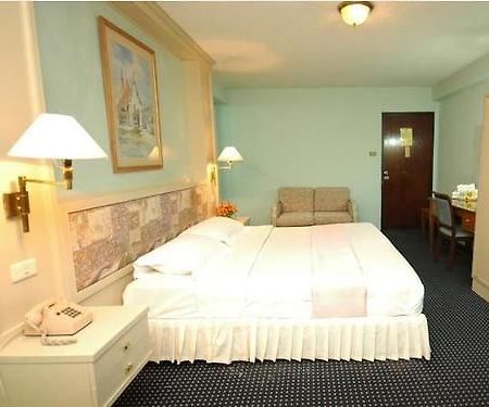 Lopburi Inn Hotel Экстерьер фото