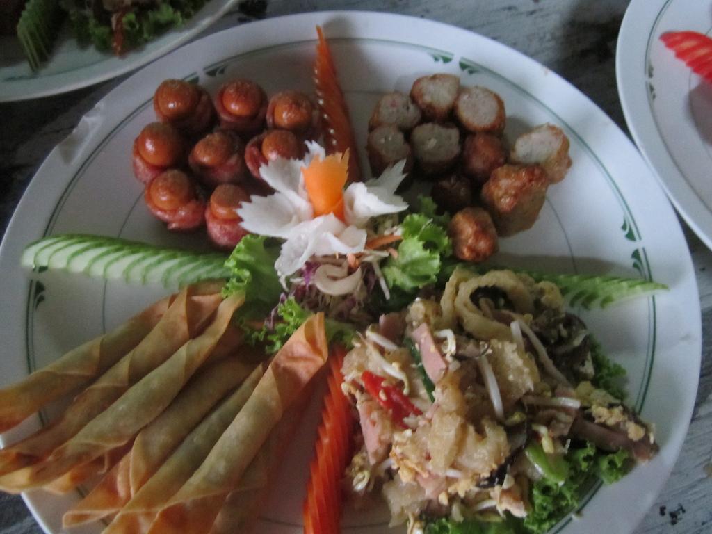 Lopburi Inn Hotel Экстерьер фото