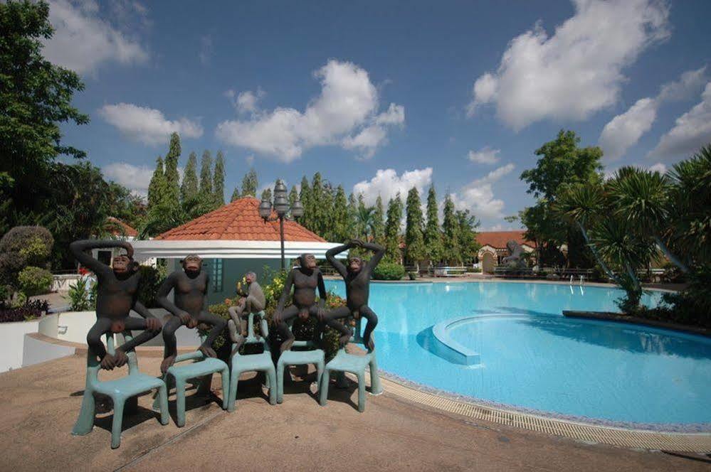 Lopburi Inn Hotel Экстерьер фото